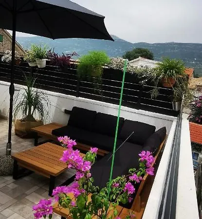Rooftop Villa *